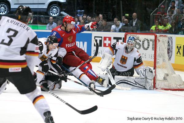 Hockey Mondial 10: La Russie en finale — Reportage
