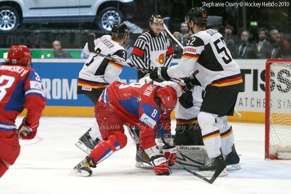 Hockey Mondial 10: La Russie en finale — Reportage