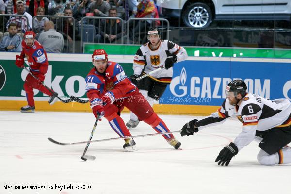 Hockey Mondial 10: La Russie en finale — Reportage