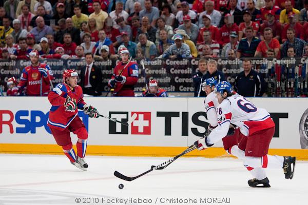 Hockey Mondial 10 : Les Tchèques champions !!! — Reportage