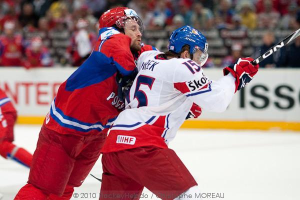 Hockey Mondial 10 : Les Tchèques champions !!! — Reportage