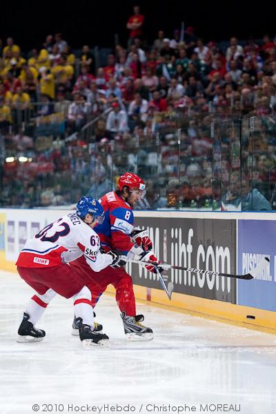 Hockey Mondial 10 : Les Tchèques champions !!! — Reportage