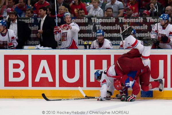 Hockey Mondial 10 : Les Tchèques champions !!! — Reportage