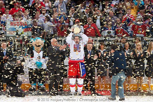Hockey Mondial 10 : Les Tchèques champions !!! — Reportage