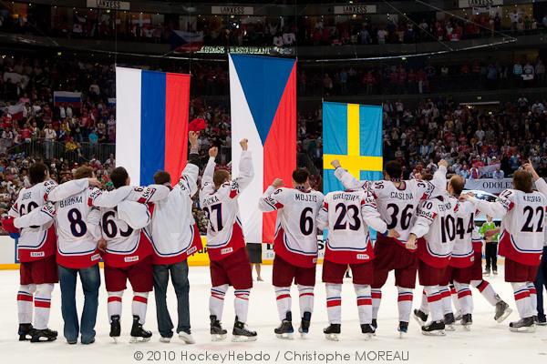 Hockey Mondial 10 : Les Tchèques champions !!! — Reportage