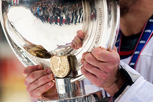 Hockey Mondial 10 : Les Tchèques champions !!! — Reportage