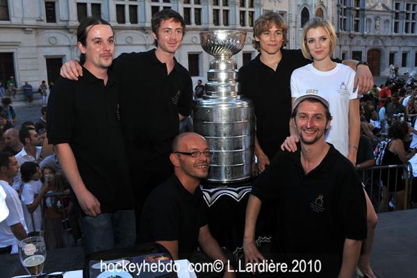 NHL:  Cristo, la Coupe, les copains — Reportage