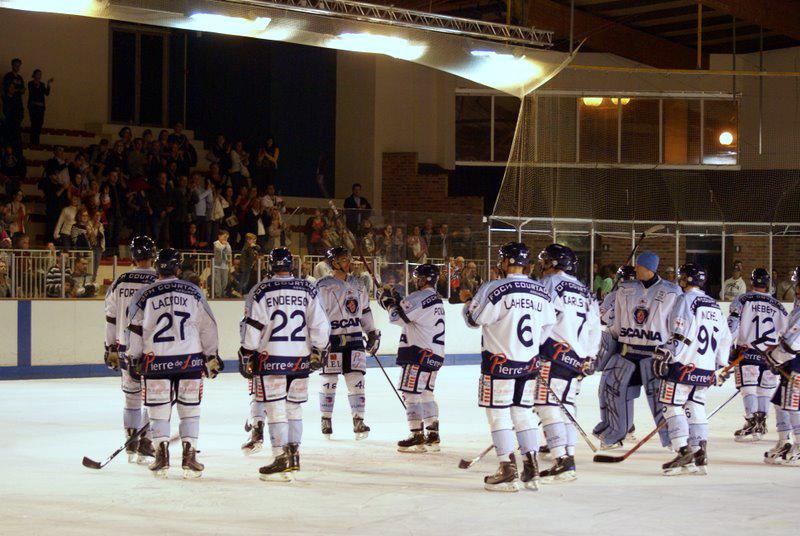 Amical : Angers  vs Cholet — Reportage