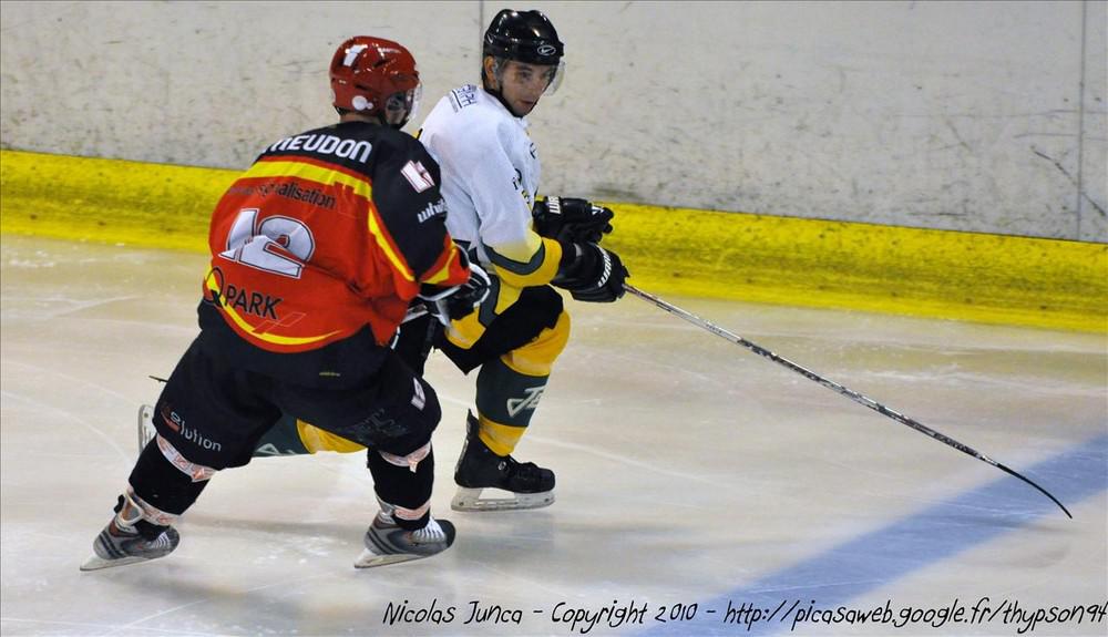Amical : Meudon vs Viry — Reportage