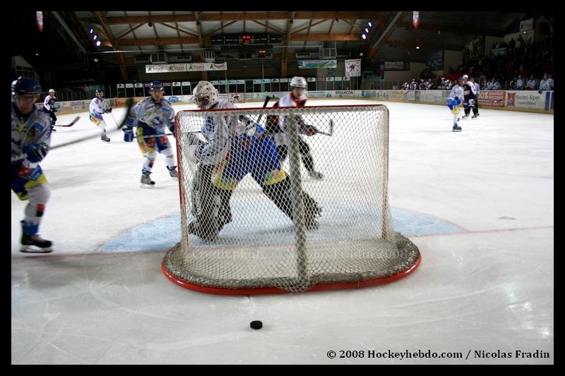 Briançon  9 - 0 Gap 