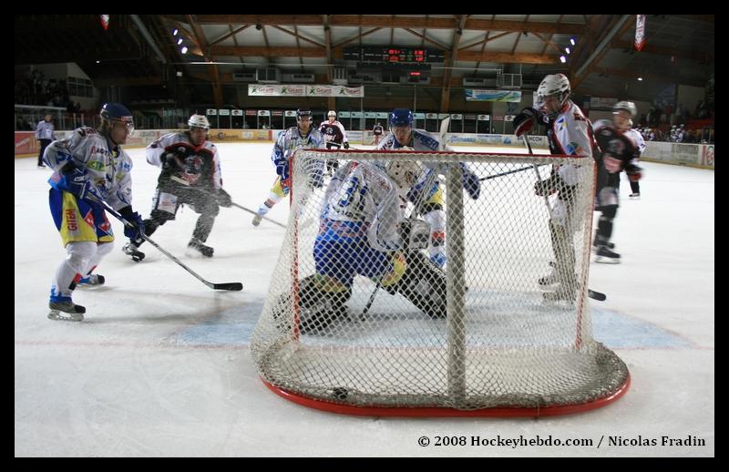 Briançon  9 - 0 Gap 