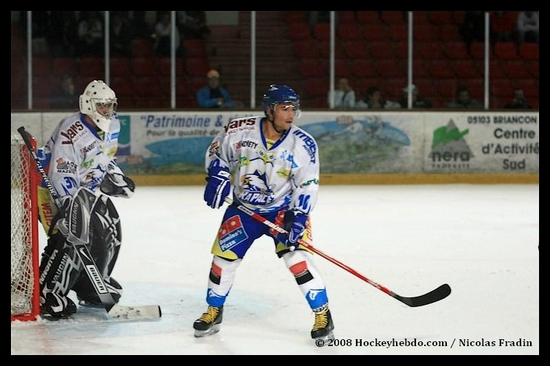 Briançon  9 - 0 Gap 