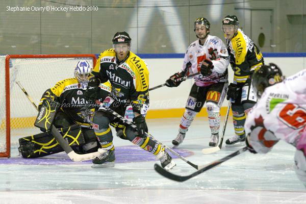 Amical : Rouen - Amiens. — Reportage