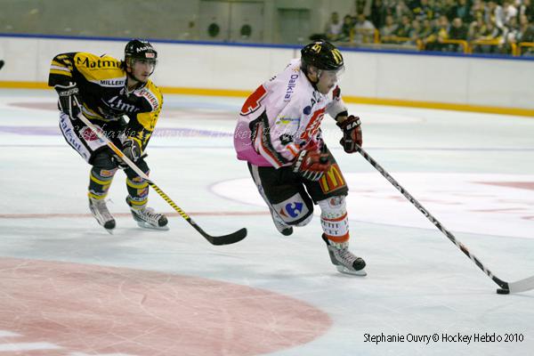 Amical : Rouen - Amiens. — Reportage