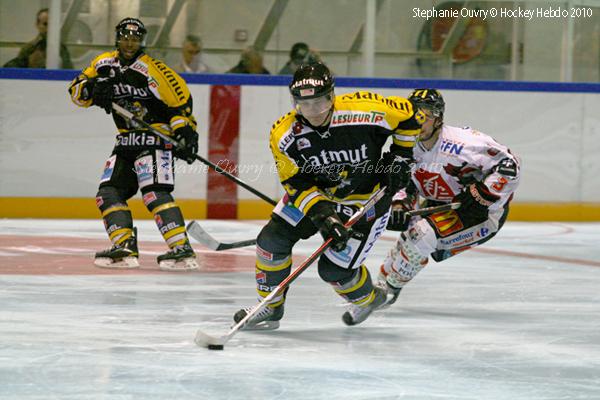 Amical : Rouen - Amiens. — Reportage