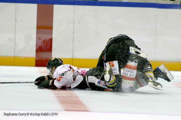 Amical : Rouen - Amiens. — Reportage