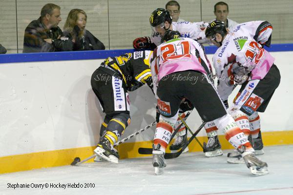 Amical : Rouen - Amiens. — Reportage