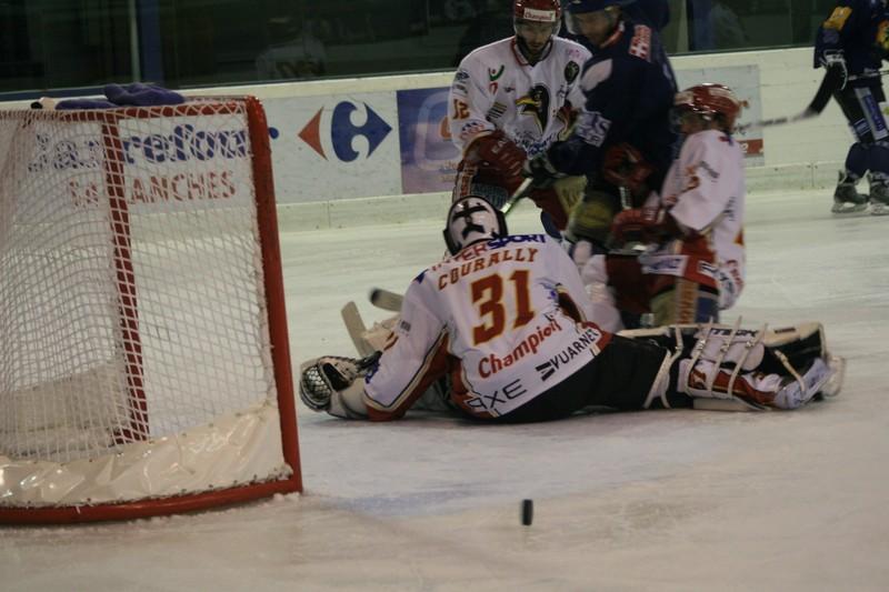 Mont-Blanc 3 - 2 Morzine-Avoriaz