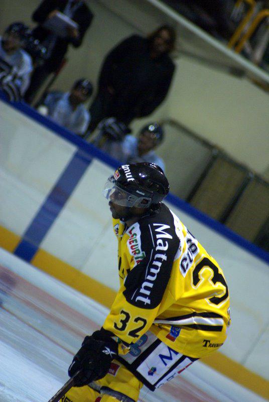 Trophée des champions aux Dragons — Reportage