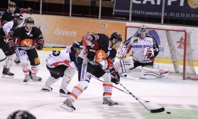 Photo hockey reportage Amical : Amiens - Caen