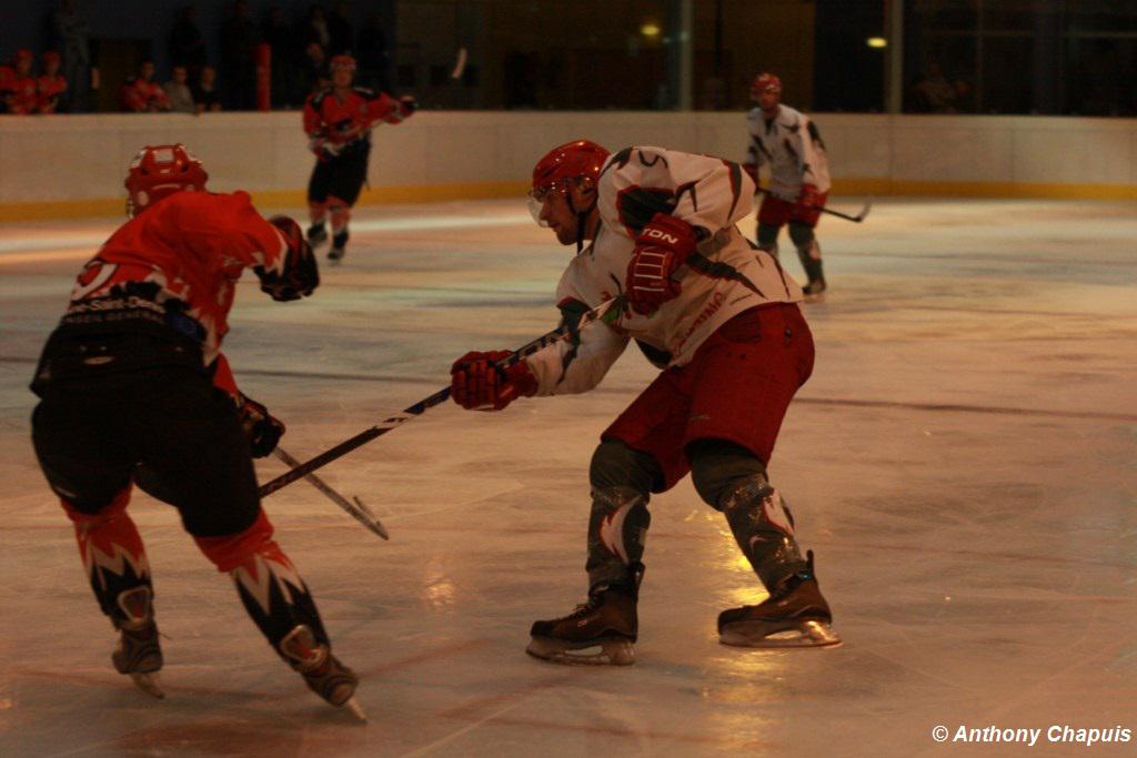 Neuilly/Marne 5 - 0 Cergy-Pontoise