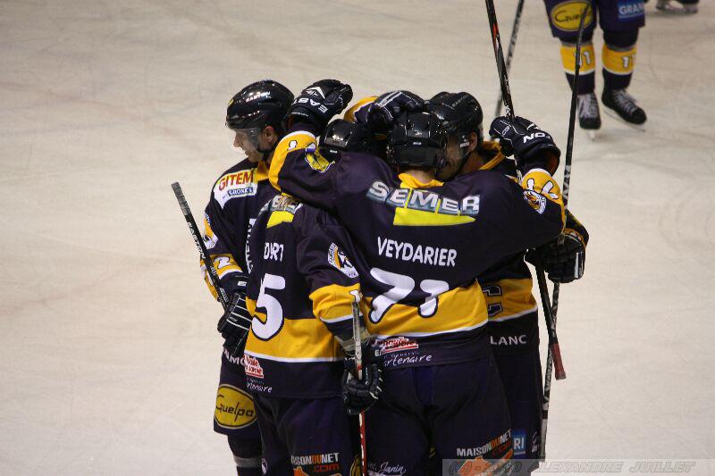 Chamonix  4 - 7 Rouen