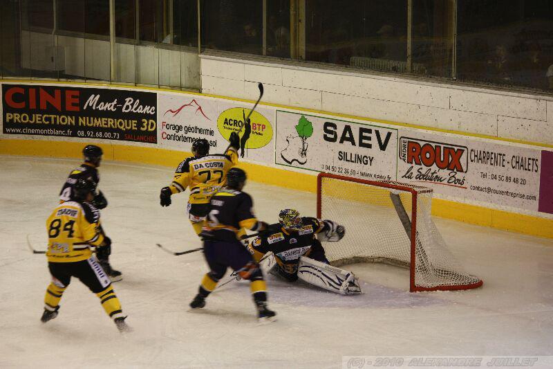 Chamonix  4 - 7 Rouen