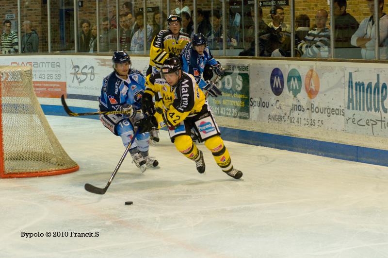 Angers  4 - 5 Rouen