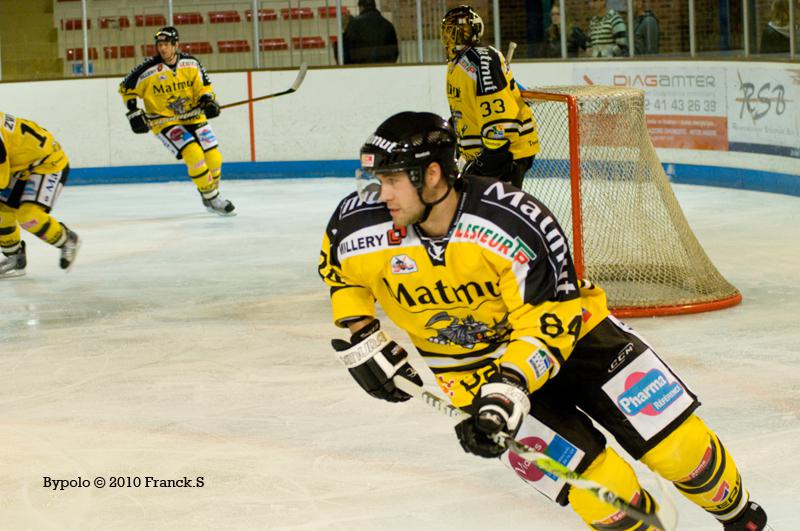 Angers  4 - 5 Rouen