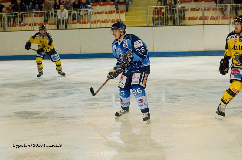 Angers  4 - 5 Rouen