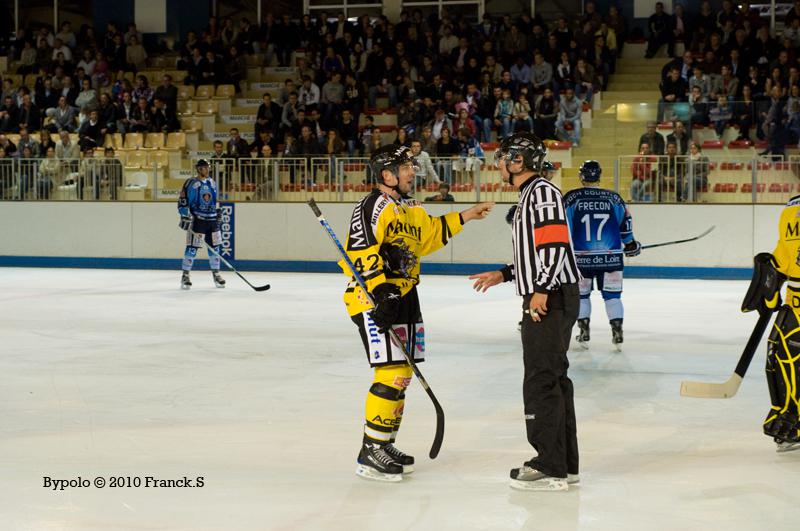 Angers  4 - 5 Rouen