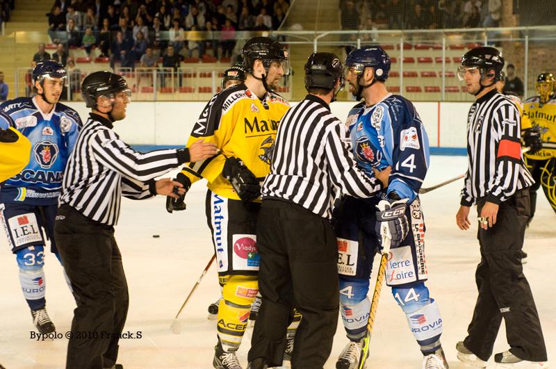 Angers  4 - 5 Rouen