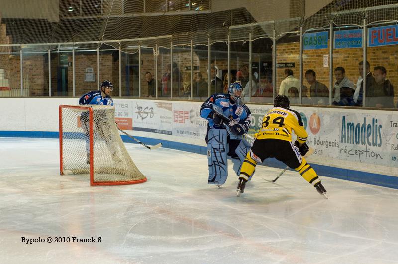 Angers  4 - 5 Rouen