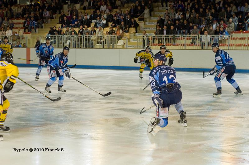Angers  4 - 5 Rouen
