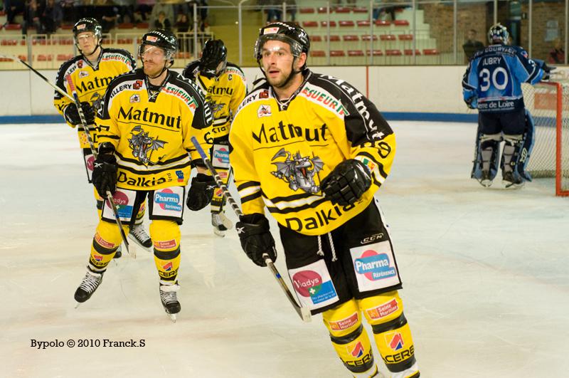 Angers  4 - 5 Rouen