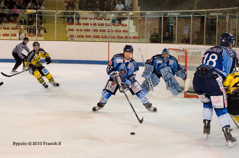 Angers  4 - 5 Rouen