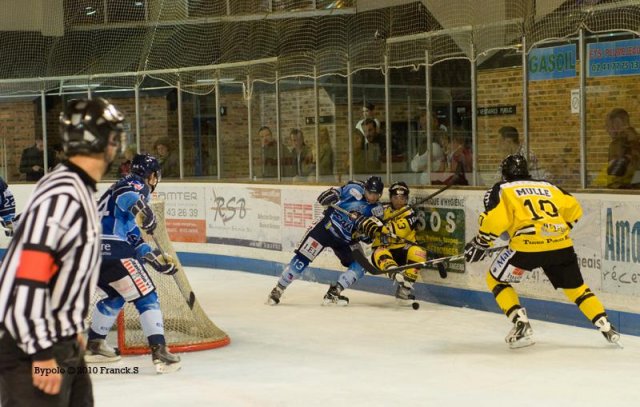 Photo hockey match Angers  - Rouen le 21/09/2010