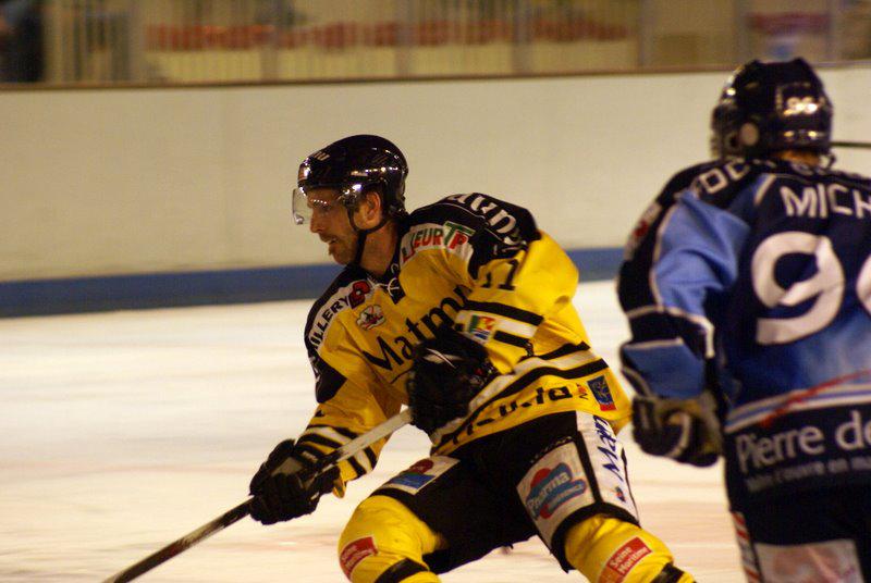 Angers  4 - 5 Rouen