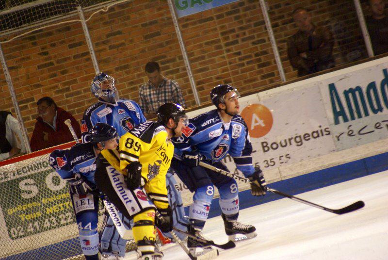 Angers  4 - 5 Rouen