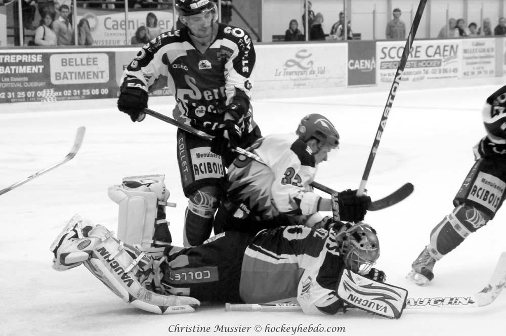 Caen  6 - 5 Neuilly/Marne