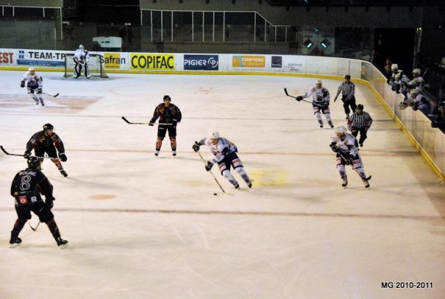Photo hockey match Bordeaux - Reims* le 25/09/2010