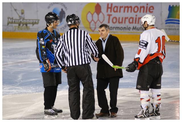 Tours  9 - 1 Poitiers
