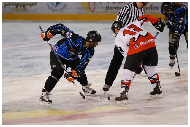 Tours  9 - 1 Poitiers