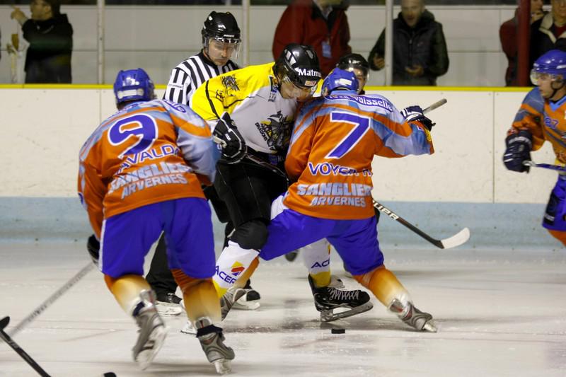 Clermont-Ferrand 2 - 8 Rouen II