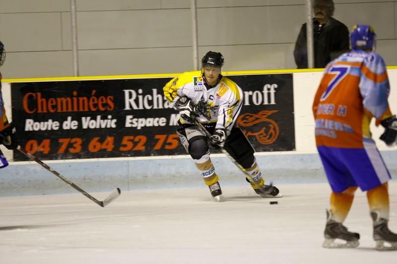 Clermont-Ferrand 2 - 8 Rouen II
