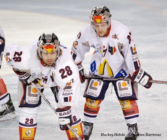 Tours  4 - 5 Grenoble 