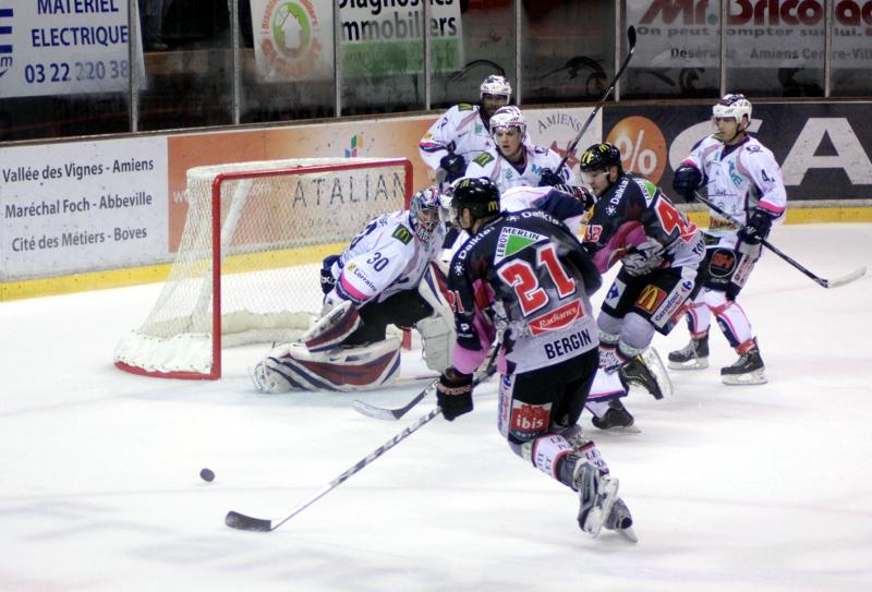 Amiens  3 - 4 Epinal 