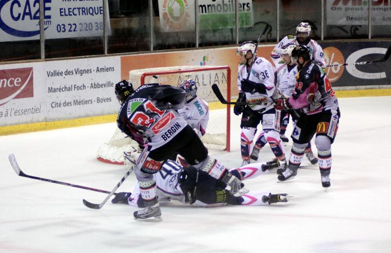 Amiens  3 - 4 Epinal 
