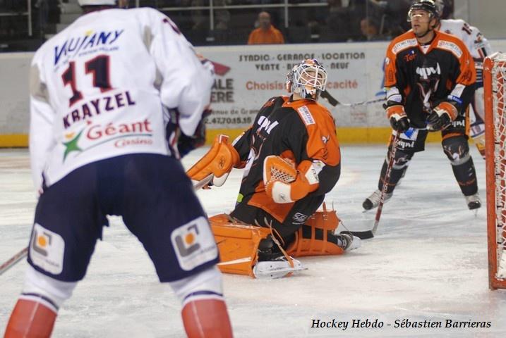 Tours  4 - 5 Grenoble 