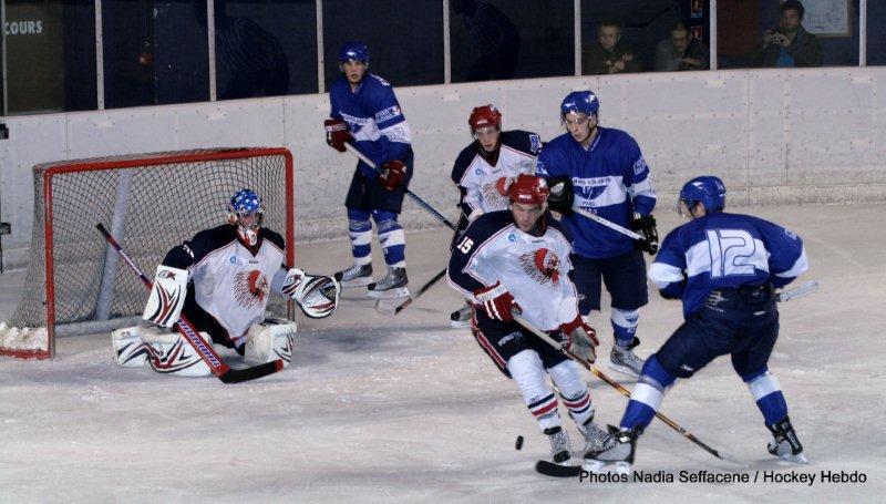 Paris (FV) 3 - 4 Evry 